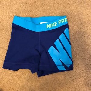 Women’s nike pro shorts